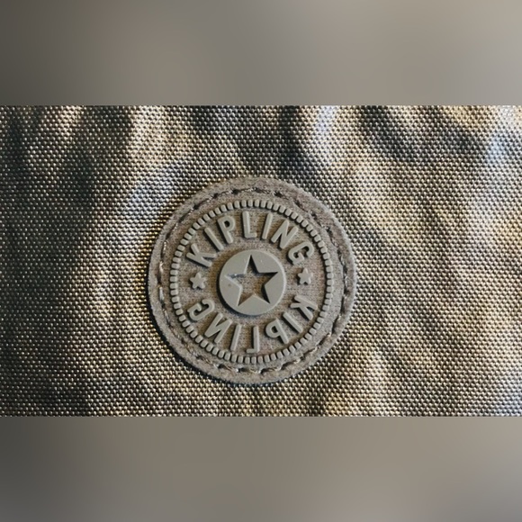 EUC Kipling Wallet/Makeup Pouch - Picture 8 of 11